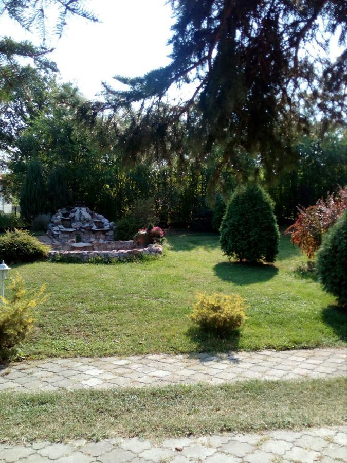 Rajski Vrt Vrdnik Dış mekan fotoğraf
